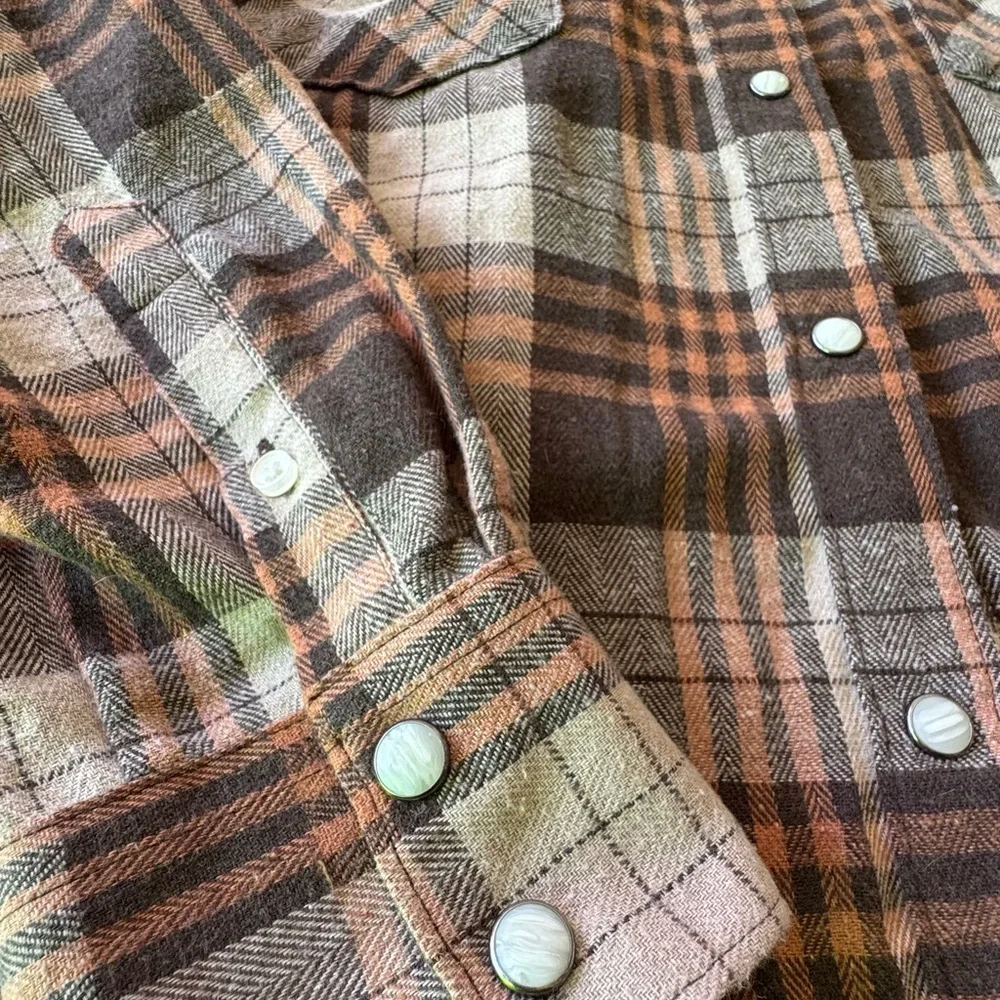 Pashartuk Plaid Flannel Button Down Shirt – Size Medium
